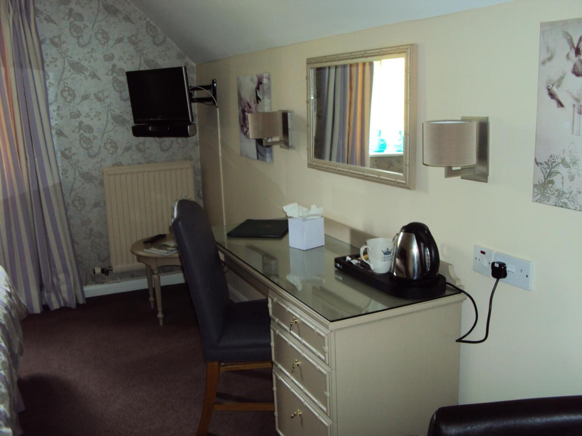 The Crown Of Crucis Country Inn And Hotel Cirencester Exteriér fotografie
