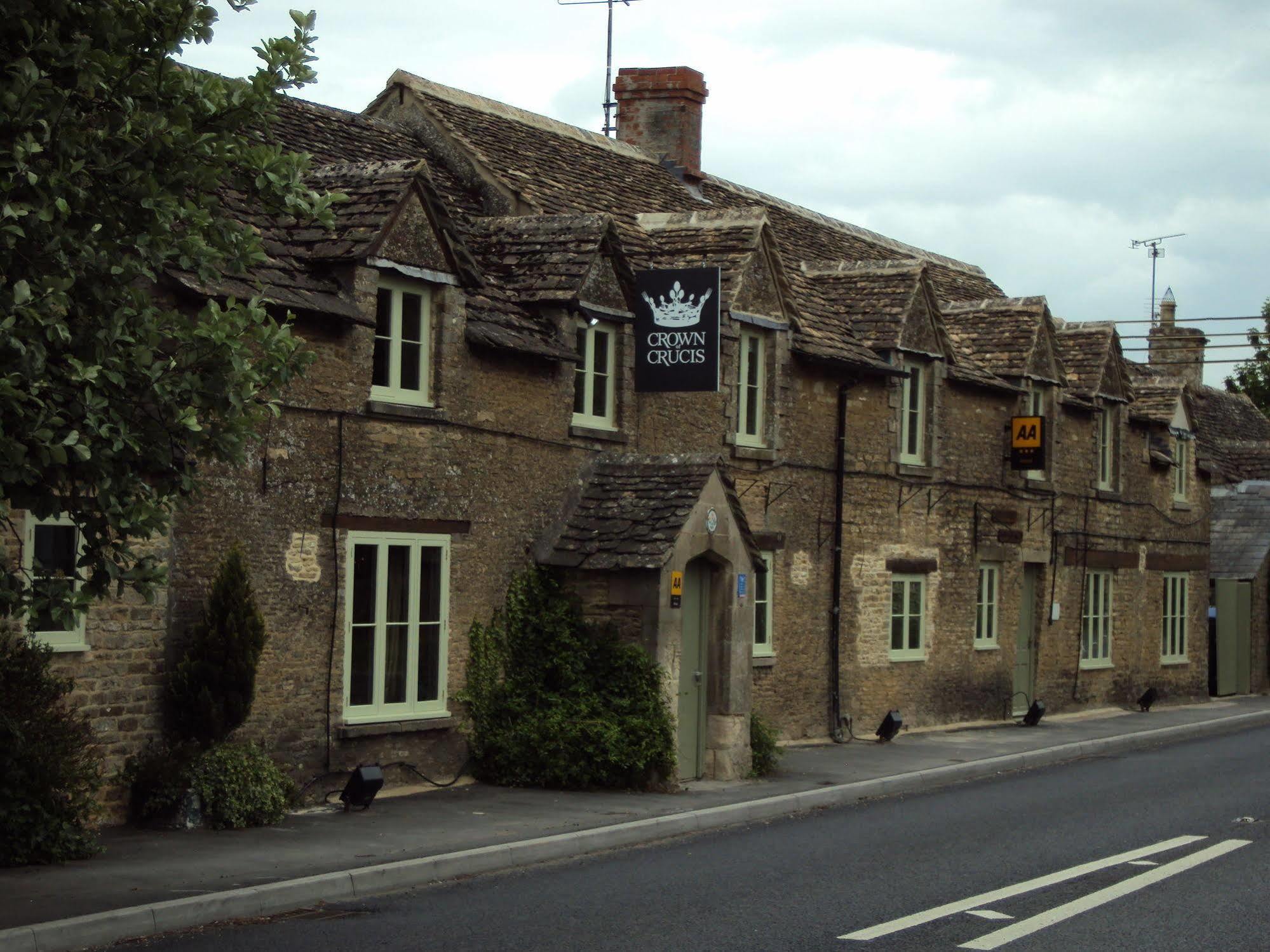 The Crown Of Crucis Country Inn And Hotel Cirencester Exteriér fotografie